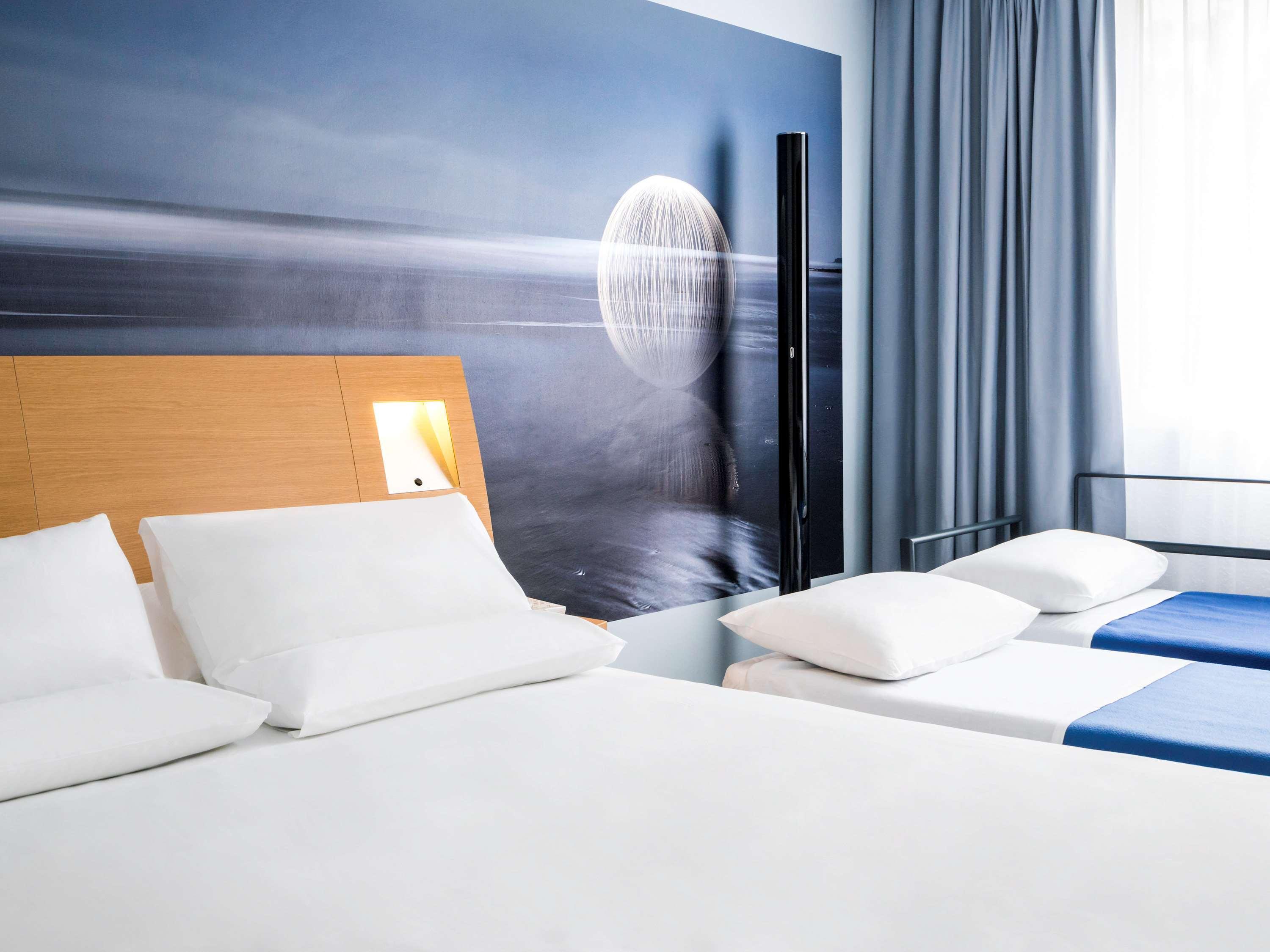 Novotel Limoges Le Lac Exterior foto
